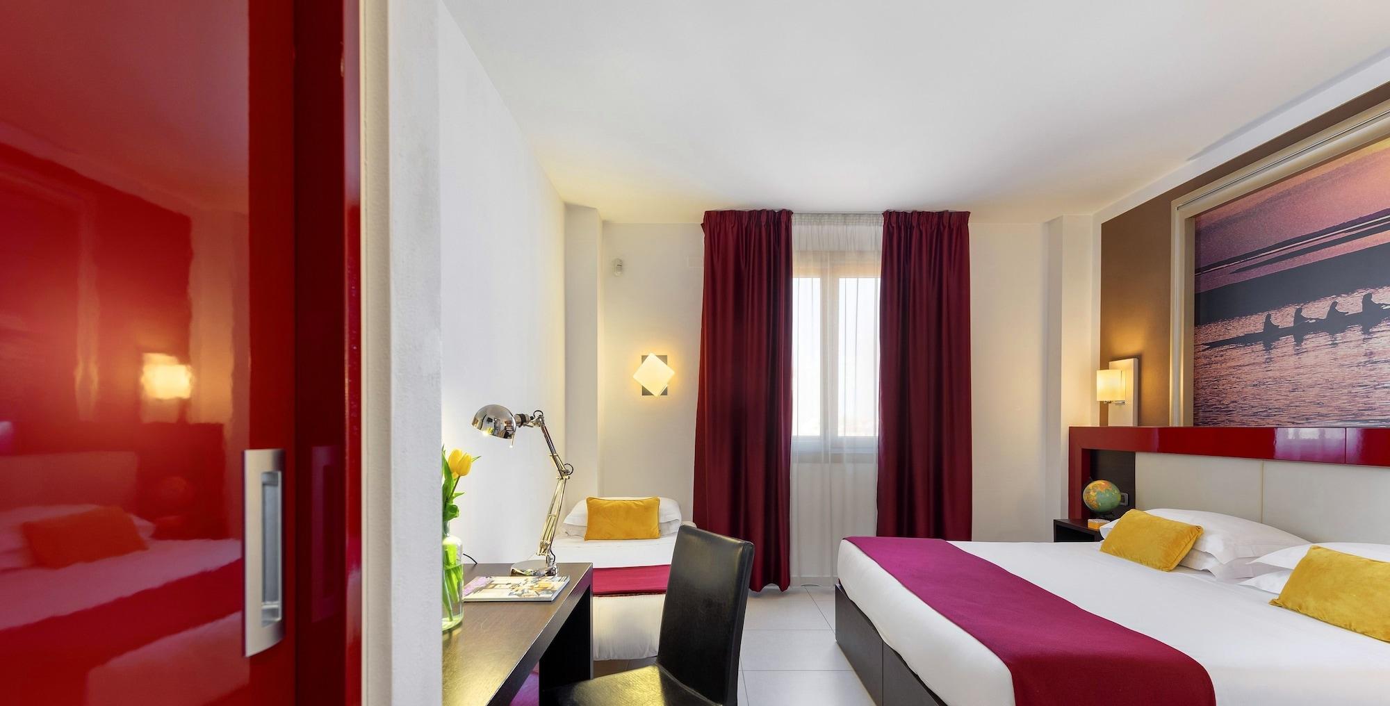 Kairos Garda Hotel กัสเตลนูโอโว เดล การ์ดา ภายนอก รูปภาพ