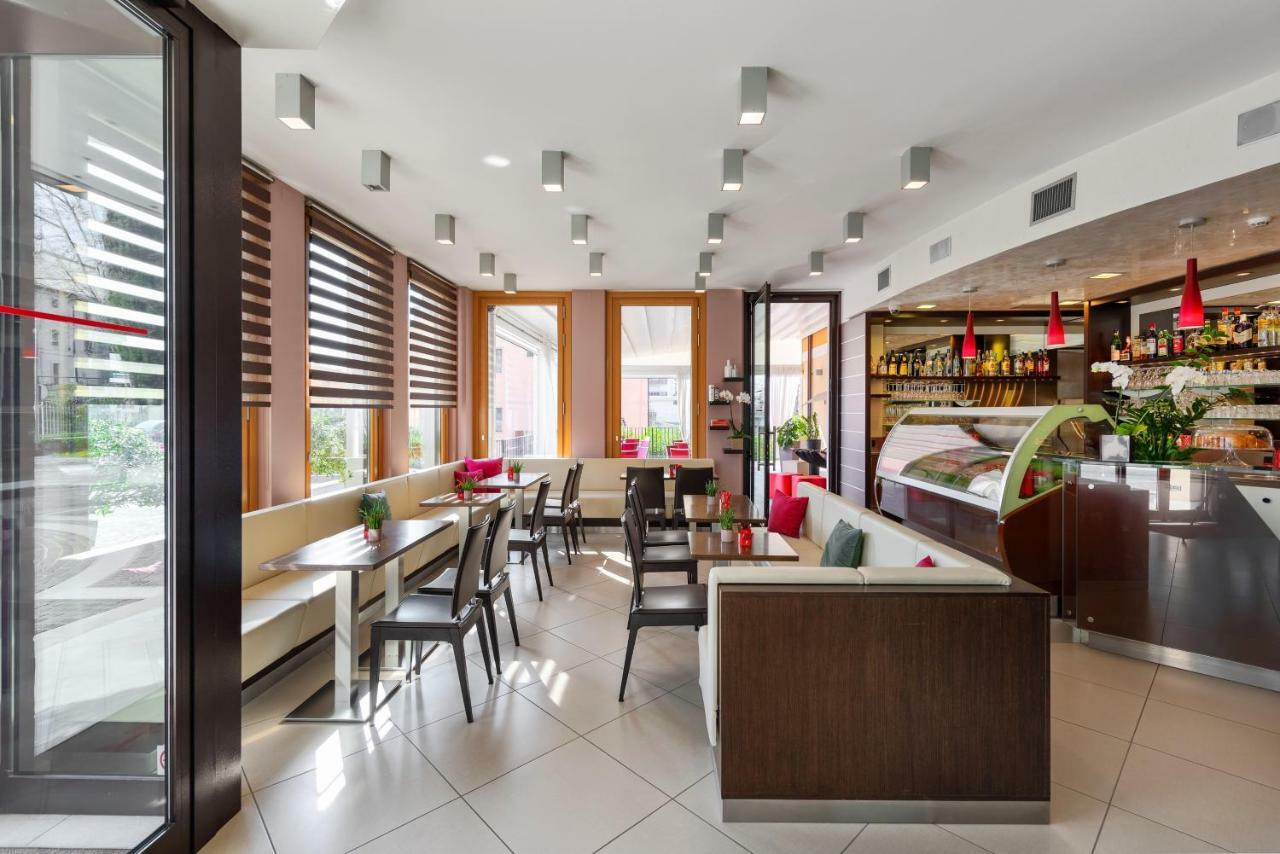 Kairos Garda Hotel กัสเตลนูโอโว เดล การ์ดา ภายนอก รูปภาพ